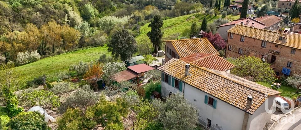 Casa indipendente 7 locali di 170 m² in Montaione (50050)