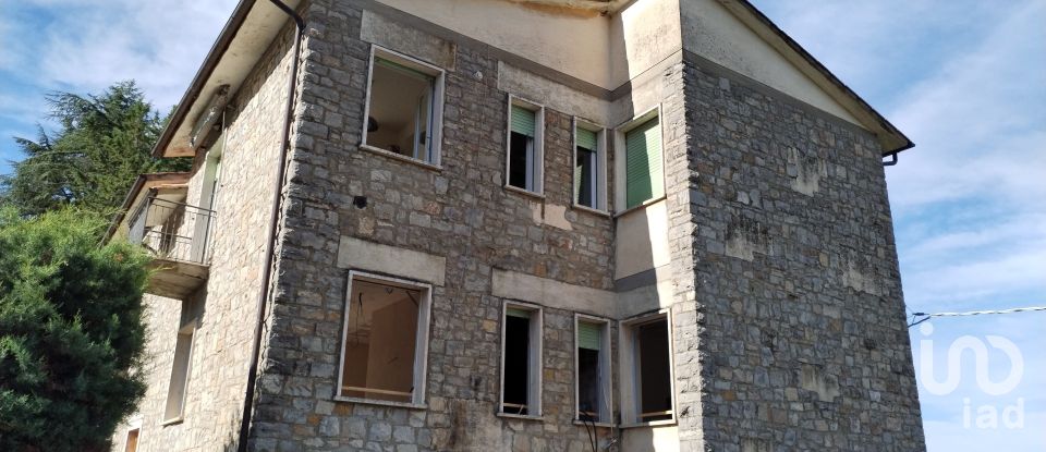 Four-room apartment of 90 m² in Gaiole in Chianti (53013)