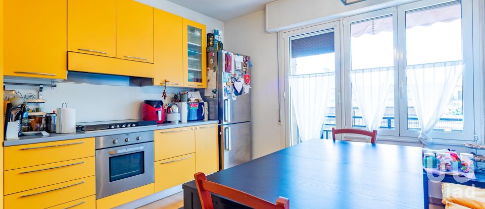 Appartamento 6 locali di 138 m² a Calolziocorte (23801)