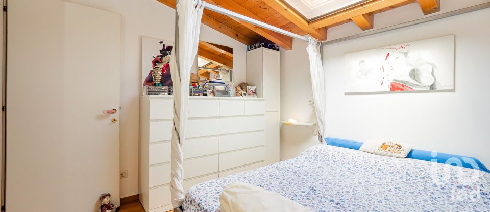 Appartamento 6 locali di 138 m² a Calolziocorte (23801)