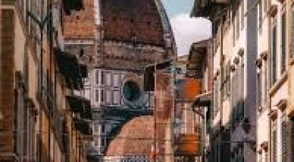 Ristorante di 90 m² in Firenze (50121)