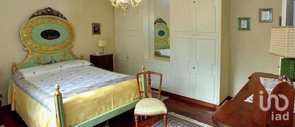 Casale 4 locali di 355 m² in Civitanova Marche (62012)