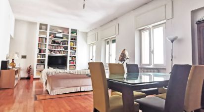 Two-room apartment of 85 m² in Roma (00152)