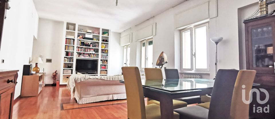 Bilocale di 85 m² a Roma (00152)