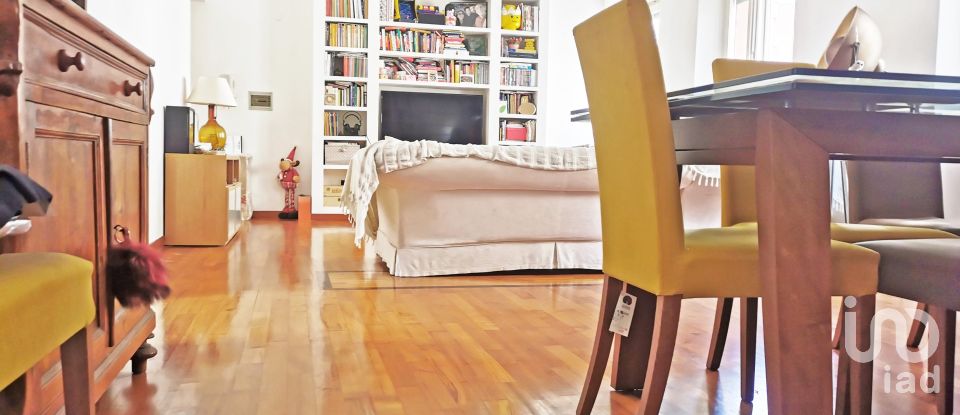 Bilocale di 85 m² a Roma (00152)