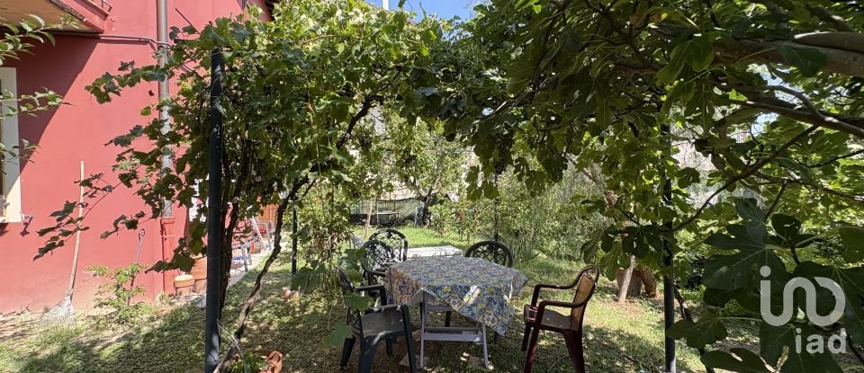 Casa indipendente 8 locali di 200 m² in Sant'Ippolito (61040)