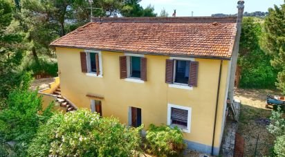 Country home 11 rooms of 260 m² in Volterra (56048)