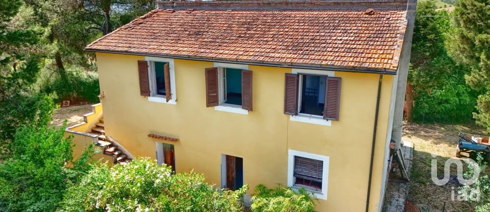 Country home 11 rooms of 260 m² in Volterra (56048)