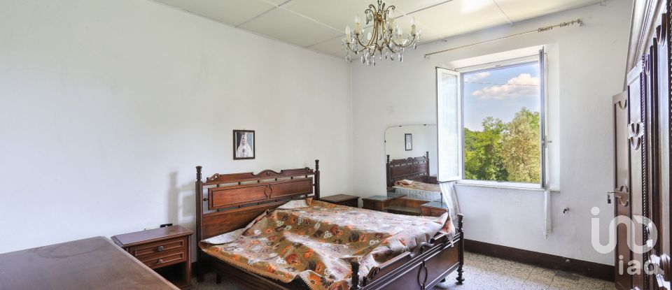 Country home 11 rooms of 260 m² in Volterra (56048)