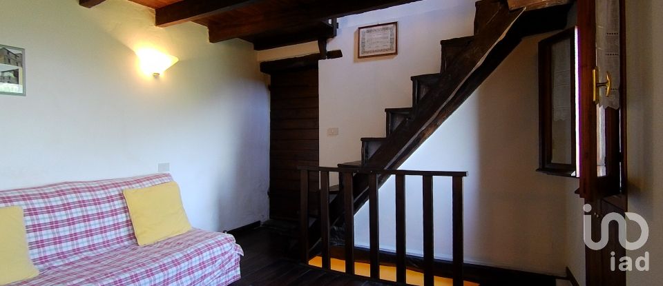 Palazzo / Stabile 3 locali di 82 m² a Rezzo (18026)