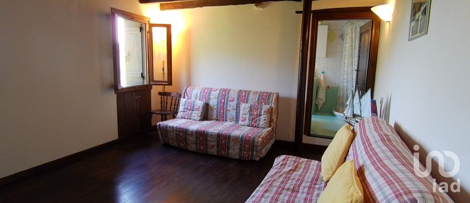 Palazzo / Stabile 3 locali di 82 m² a Rezzo (18026)