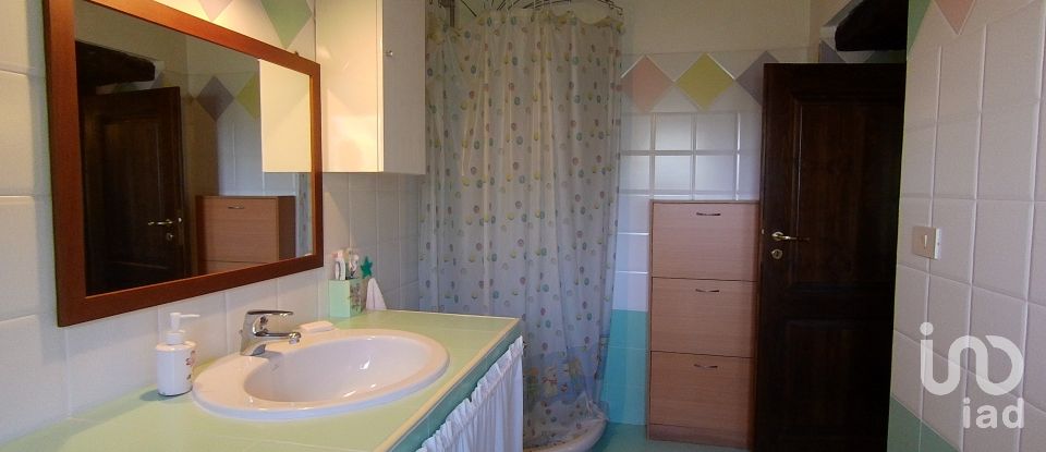 Palazzo / Stabile 3 locali di 82 m² a Rezzo (18026)