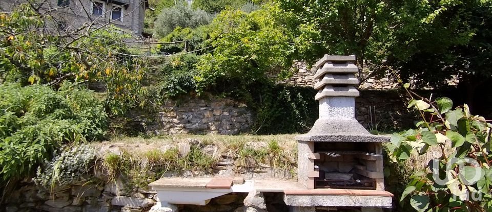 Palazzo / Stabile 3 locali di 82 m² a Rezzo (18026)