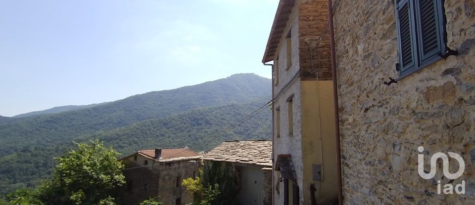 Palazzo / Stabile 3 locali di 82 m² a Rezzo (18026)