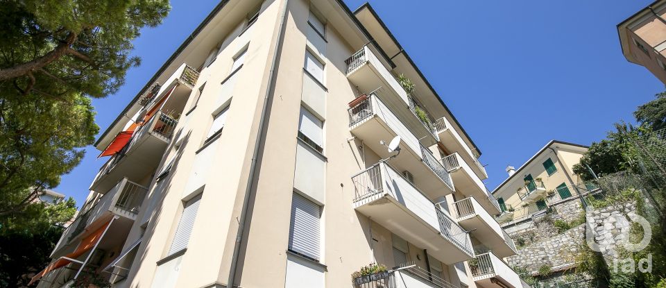 Apartment 5 rooms of 95 m² in Genova (16134)