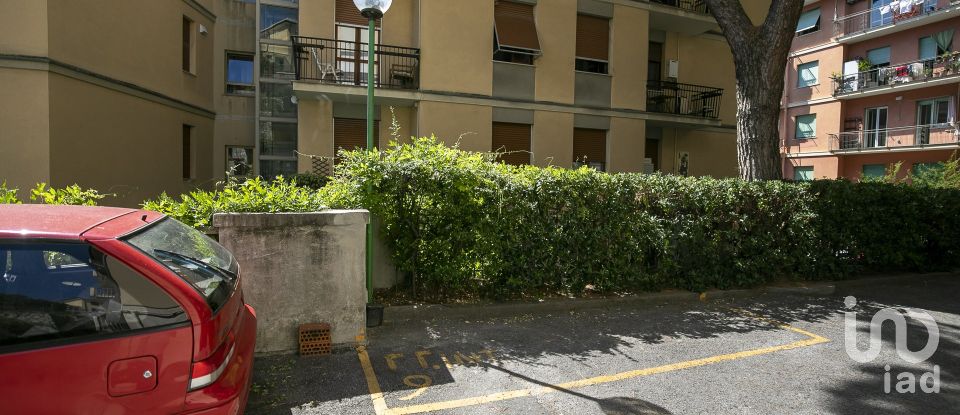 Apartment 5 rooms of 95 m² in Genova (16134)