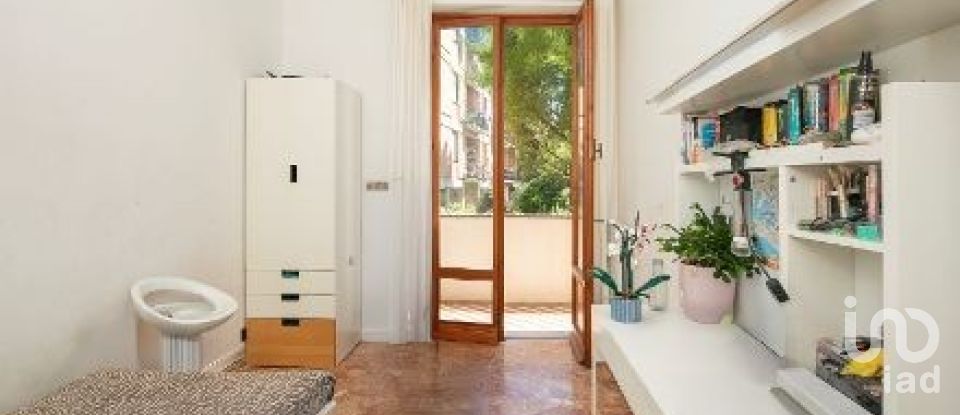 Apartment 5 rooms of 95 m² in Genova (16134)