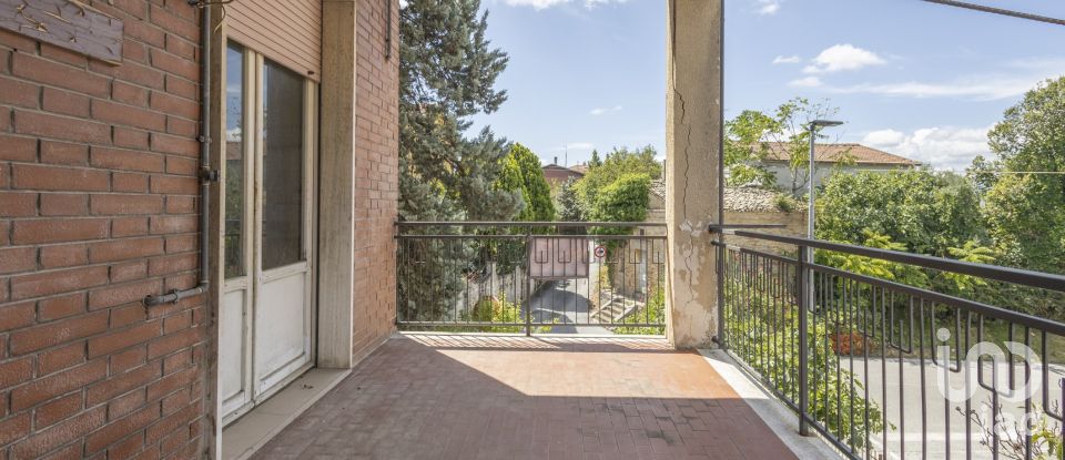 Appartamento 6 locali di 130 m² a Filottrano (60024)