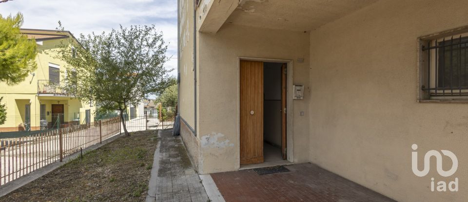 Appartamento 6 locali di 130 m² a Filottrano (60024)