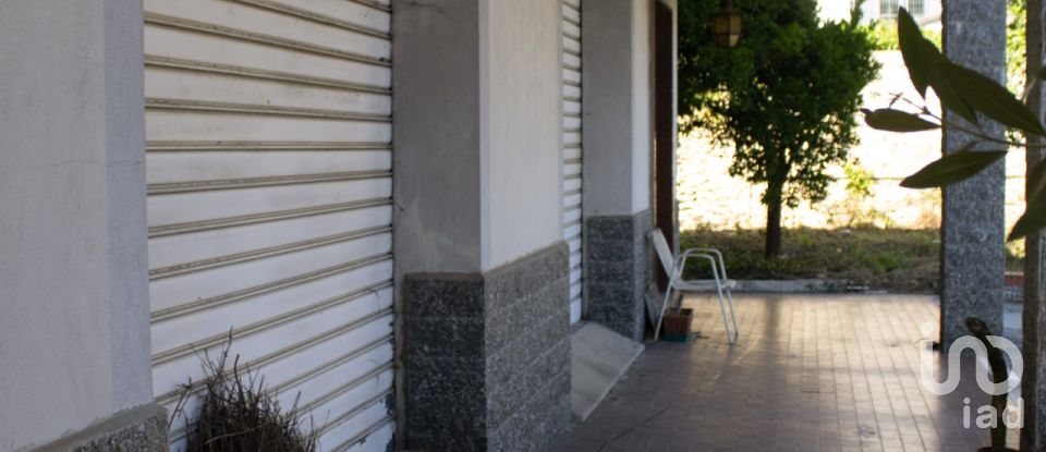 Casale 8 locali di 245 m² in Tovo San Giacomo (17020)