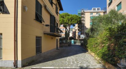 Appartamento 10 locali di 234 m² a Genova (16148)