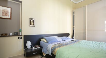 Appartamento 10 locali di 234 m² a Genova (16148)