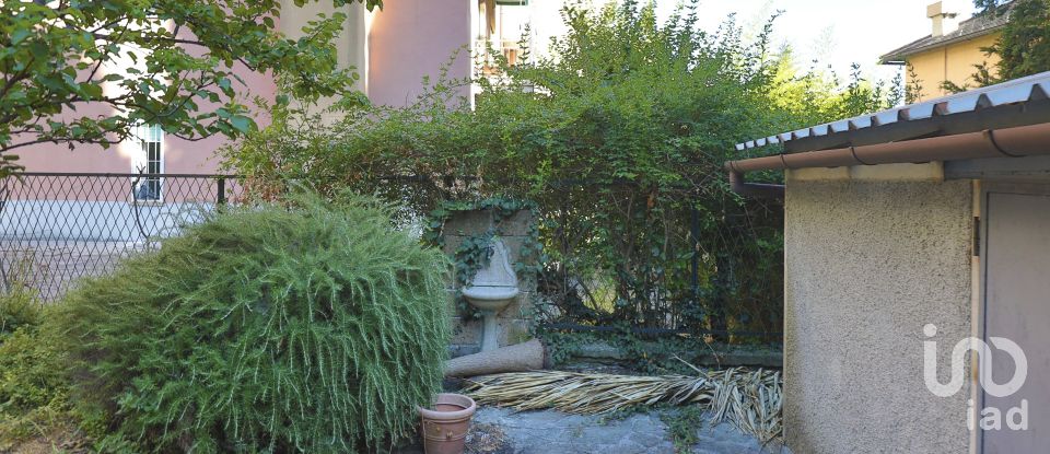 Appartamento 7 locali di 175 m² a Genova (16148)