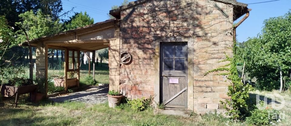 Palazzo / Stabile 8 locali di 120 m² a Barberino Val d'Elsa (50028)