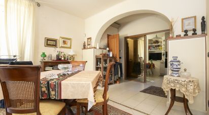 Casa indipendente 21 locali di 420 m² in Genova (16148)