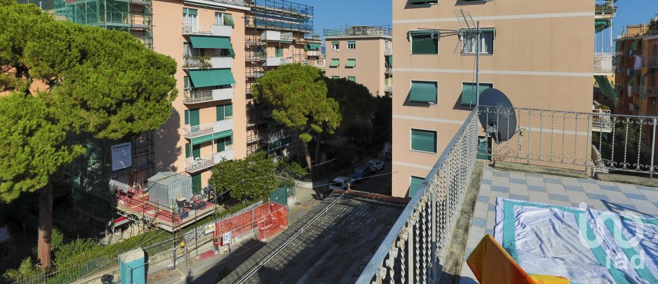 Townhouse 21 rooms of 420 m² in Genova (16148)