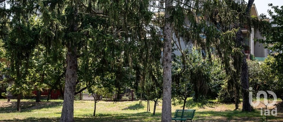 Appartamento 6 locali di 190 m² a Roma (00197)