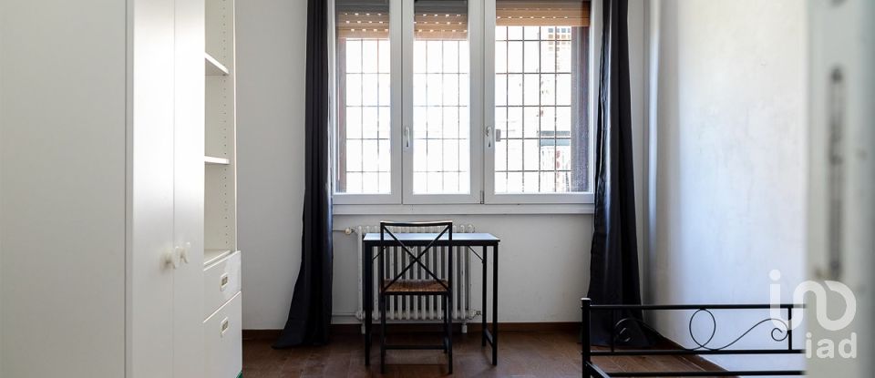 Appartamento 6 locali di 190 m² a Roma (00197)