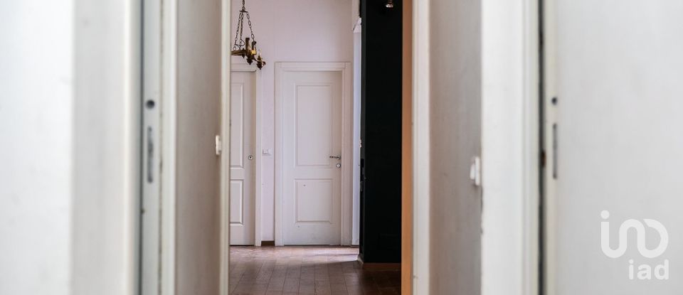 Appartamento 6 locali di 190 m² a Roma (00197)