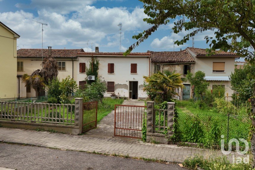 Casa indipendente / Villa 7 locali di 159 m² in Portomaggiore (44015)
