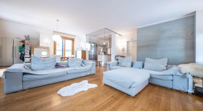 Apartment 10 rooms of 317 m² in Milano (20151)