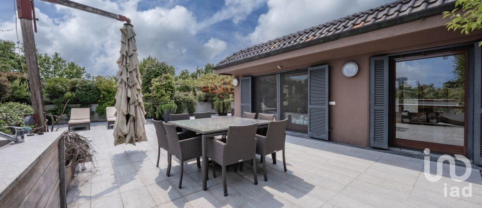 Apartment 10 rooms of 317 m² in Milano (20151)