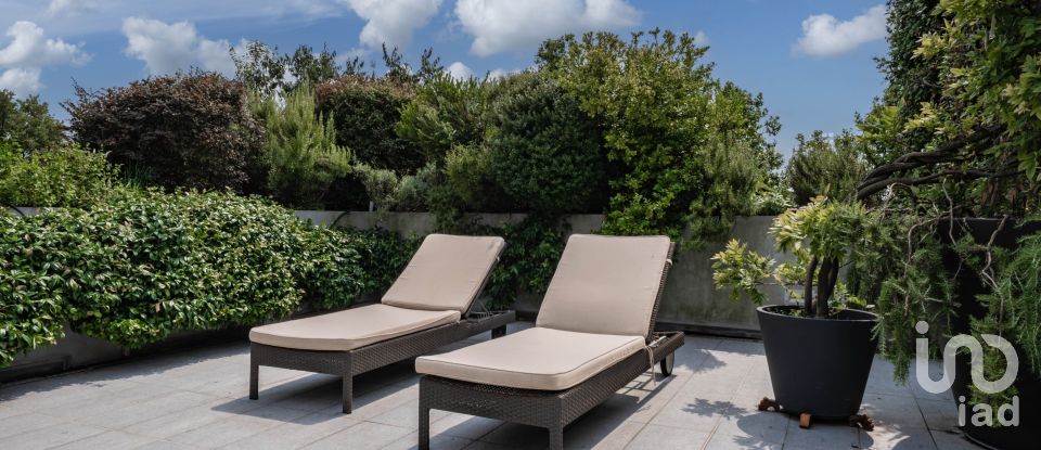 Apartment 10 rooms of 317 m² in Milano (20151)