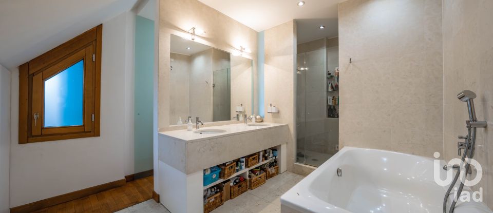 Apartment 10 rooms of 317 m² in Milano (20151)