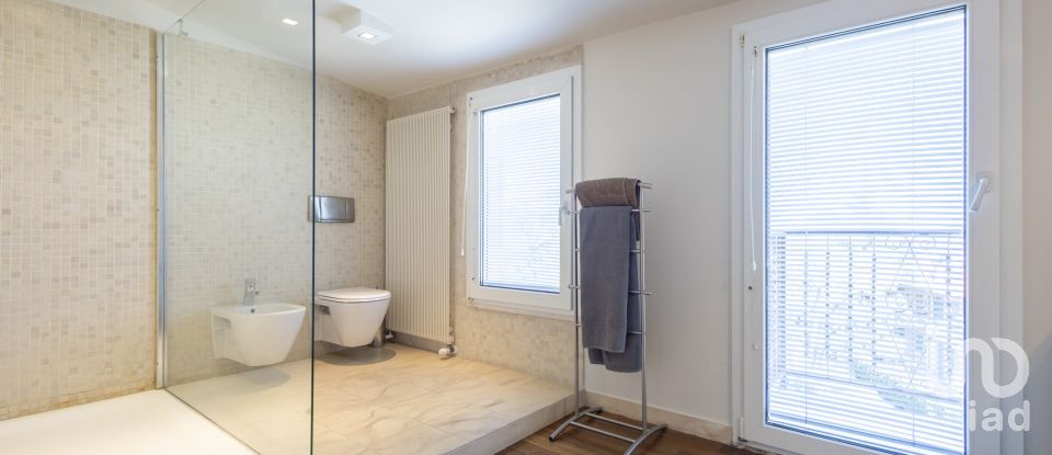 Apartment 6 rooms of 176 m² in Civitanova Marche (62012)