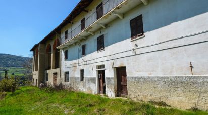 Casa indipendente 9 locali di 250 m² in Monesiglio (12077)