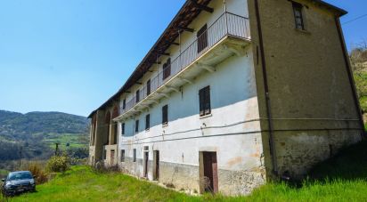 Casa indipendente 9 locali di 250 m² in Monesiglio (12077)