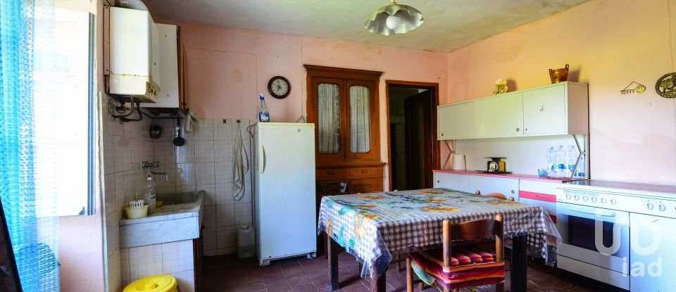 Casa indipendente 9 locali di 250 m² in Monesiglio (12077)