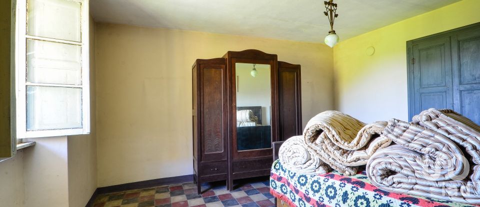 Casa indipendente 9 locali di 250 m² in Monesiglio (12077)