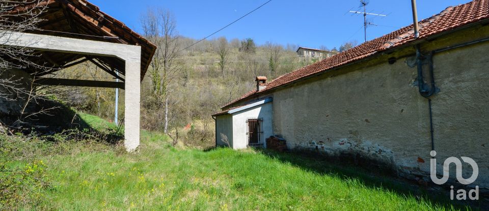Casa indipendente 9 locali di 250 m² in Monesiglio (12077)