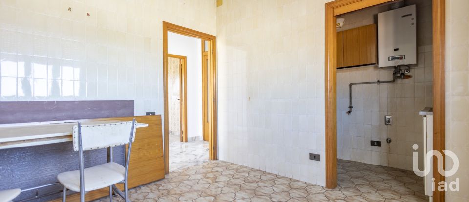 Three-room apartment of 113 m² in Montegranaro (63812)