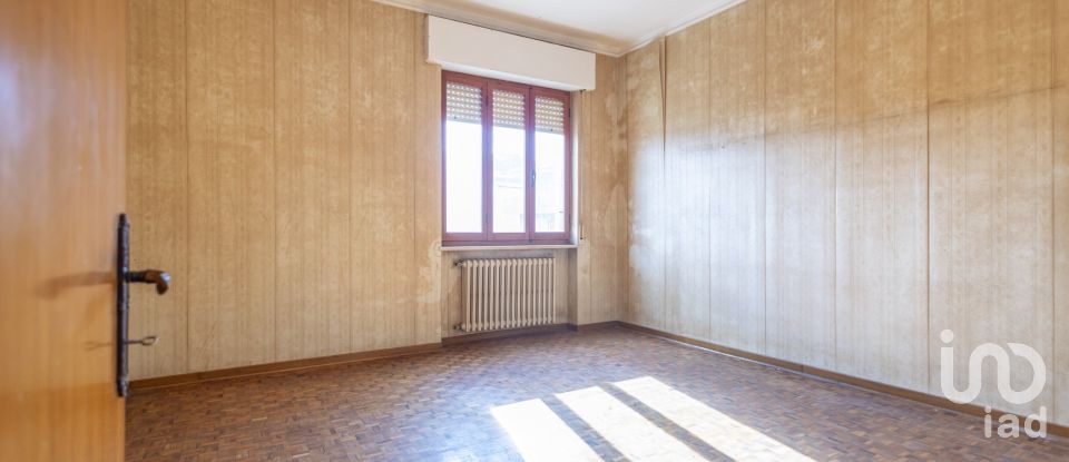 Three-room apartment of 113 m² in Montegranaro (63812)
