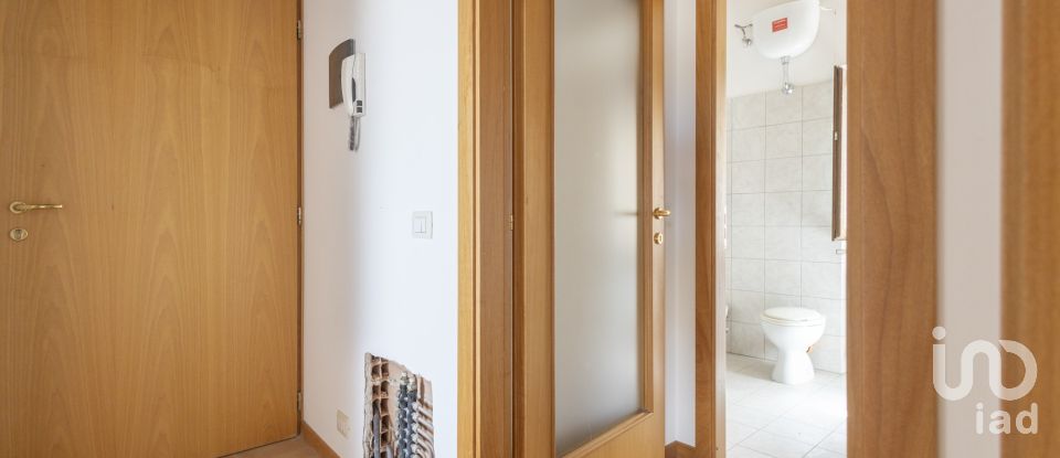 Two-room apartment of 56 m² in Montegiorgio (63833)