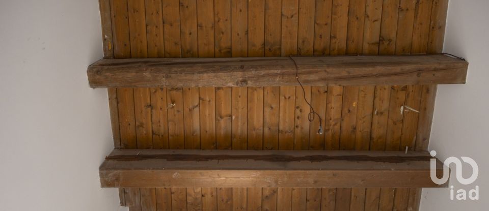 Two-room apartment of 56 m² in Montegiorgio (63833)