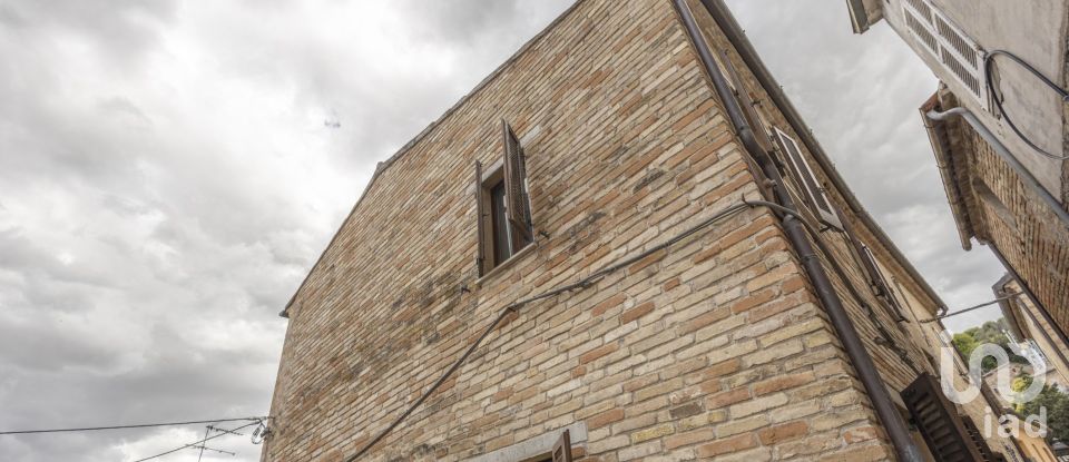 Two-room apartment of 56 m² in Montegiorgio (63833)