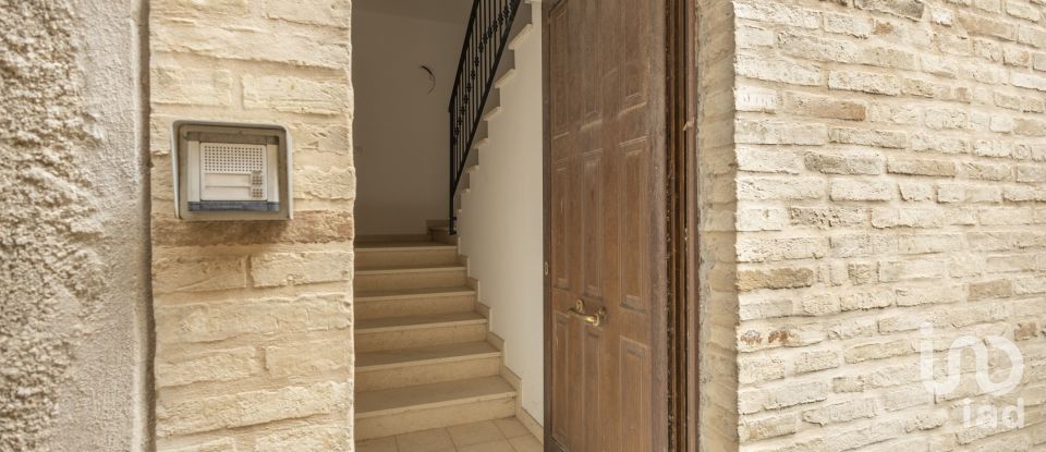 Two-room apartment of 56 m² in Montegiorgio (63833)